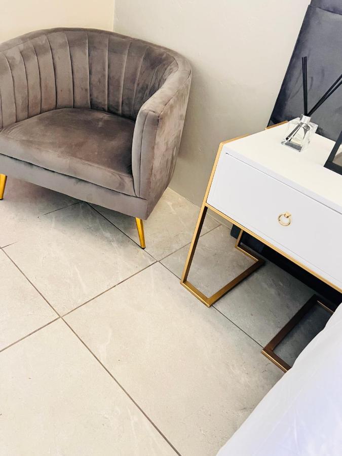 Signature Boutique Guesthouse Maun Zewnętrze zdjęcie