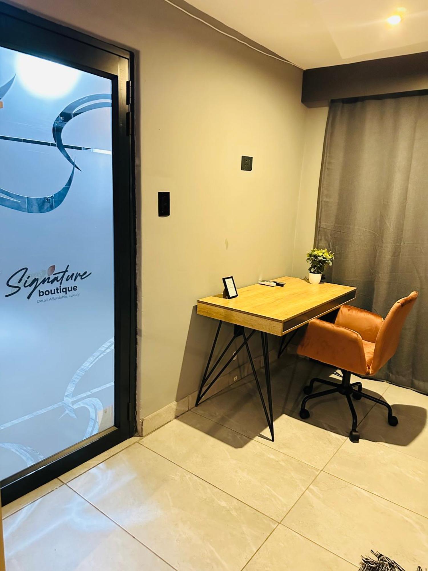 Signature Boutique Guesthouse Maun Zewnętrze zdjęcie